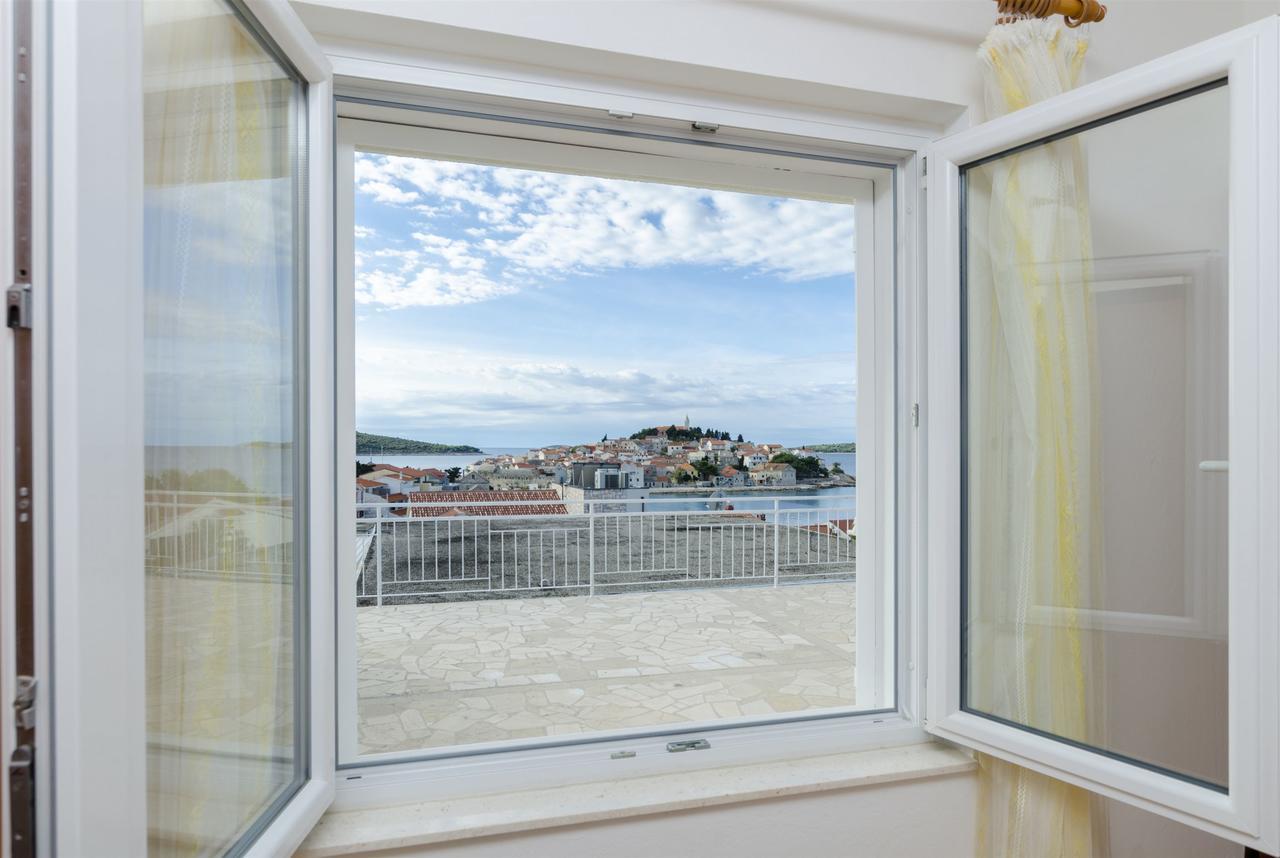 Apartment Josipa Примоштен Экстерьер фото