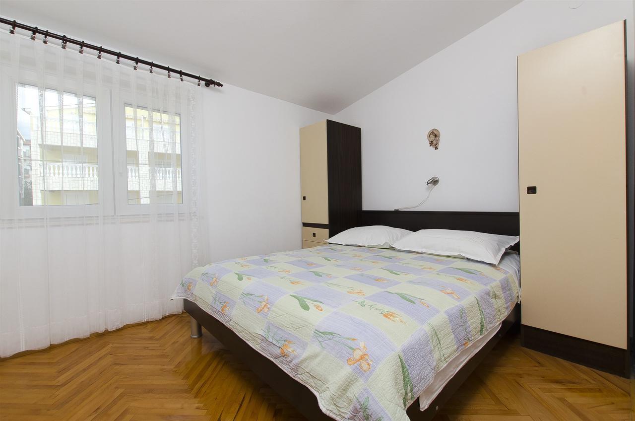 Apartment Josipa Примоштен Экстерьер фото