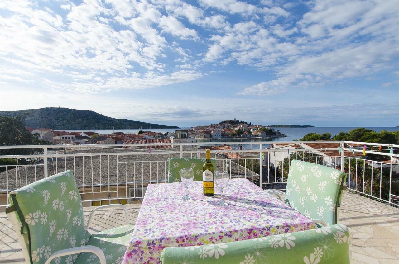 Apartment Josipa Примоштен Экстерьер фото